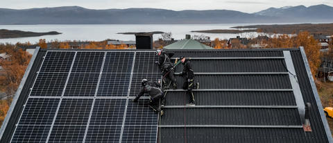 Solceller i fjällen: “Fråga om ekonomi”